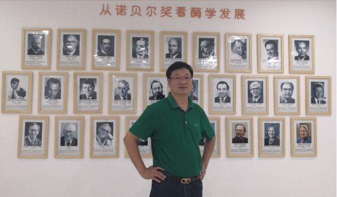 人参细胞培养精华饮：曾运雄教授用科技改写千年滋补史让每个人喝到百年野山参的力量(图1)
