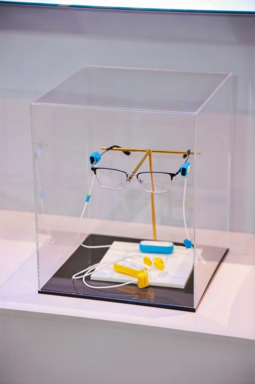 《后浪奔涌创新无界老、中、青三代创业者的海南科创答卷(图1)