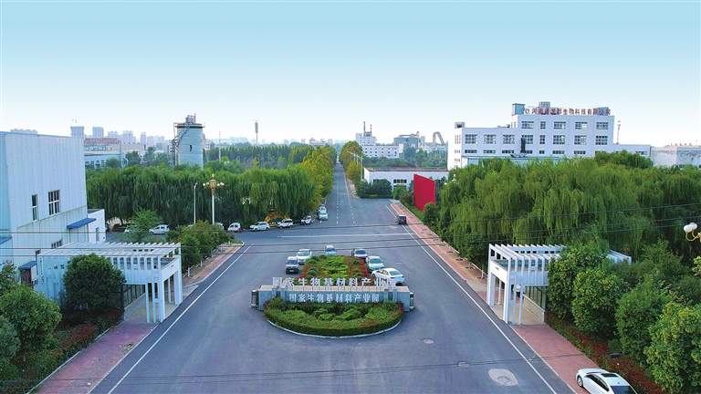 玉米芯变汽车燃料小众赛道诞生湖北超车型选手(图1)