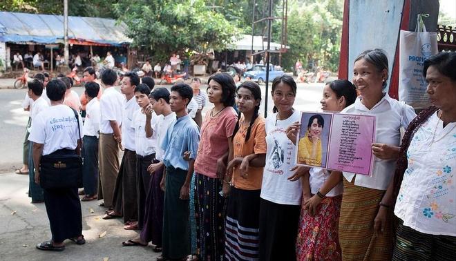 我国又一个大省被“占领”37万外国人赖着不走还想要长久生活(图8)