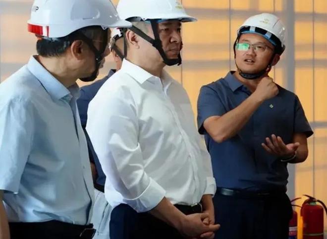 拿到铁矿石定价权！“卡脖子”一周后澳铁矿巨头同意人民币结算(图1)