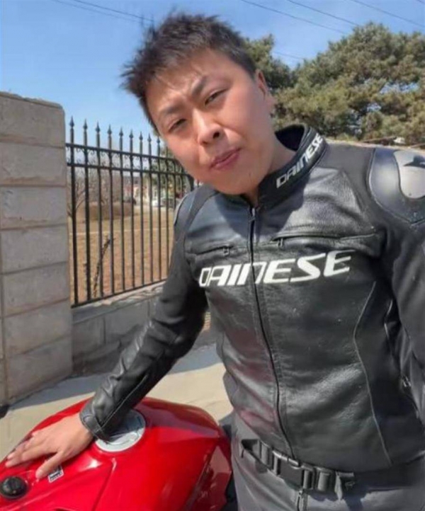 一路走好！7天5位名人离世最小21岁最大45岁(图10)